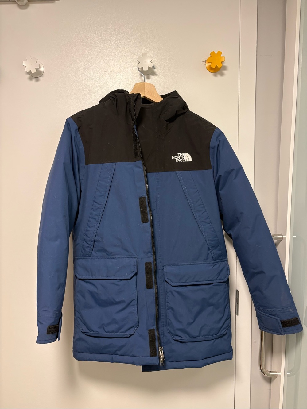 The North Face Blue and Black Boys’s Insulated Puffer Coat